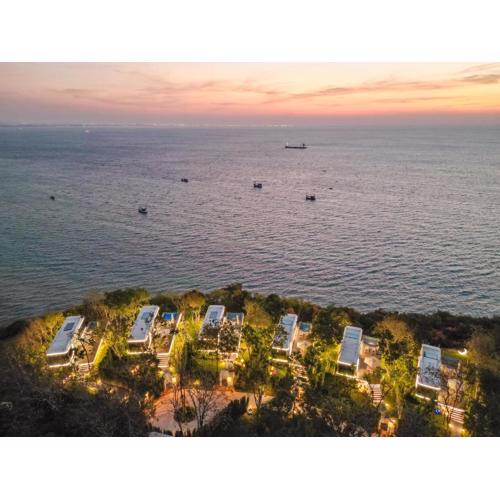 STAR OVER SEA By Deep night