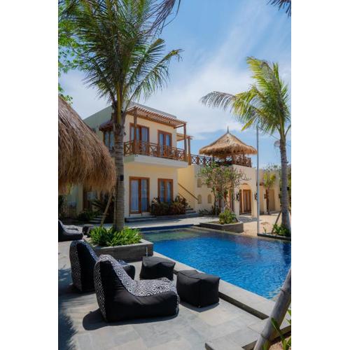 Statler Private Beach Villa Mandalika