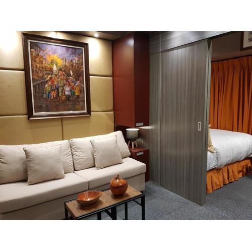 Stay Amare Green La Salle Taft