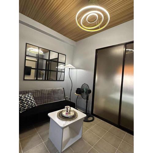 Stay at FB Harrison near World Trade Center MOA and NAIA