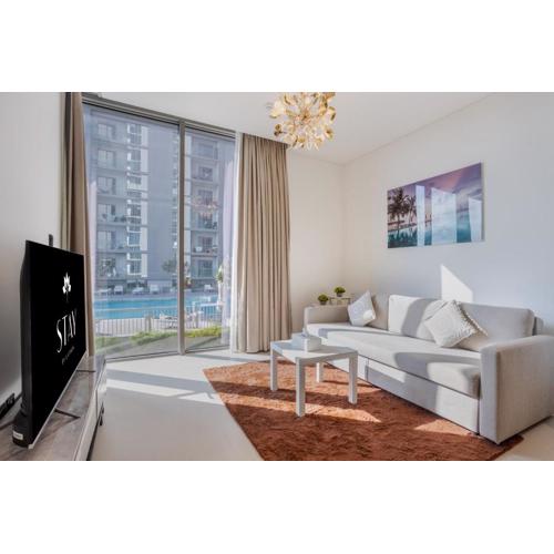 STAY BY LATINEM Luxury 1BR Holiday Home CV B207 near Burj Khalifa