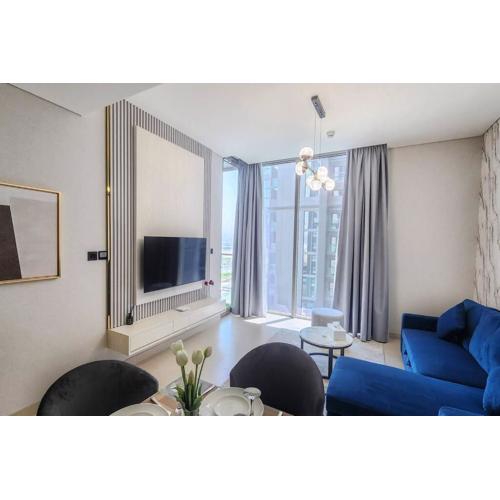 STAY BY LATINEM Luxury 1BR Holiday Home CVR A703 near Burj Khalifa