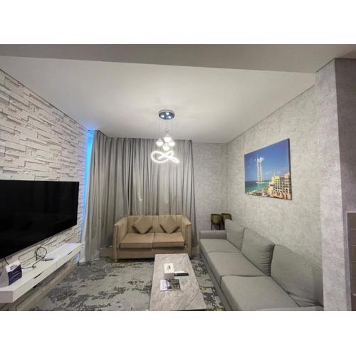 STAY BY LATINEM Luxury 1BR Holiday Home CVR B3202 near Burj Khalifa