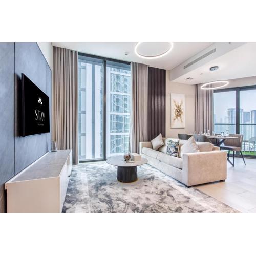 STAY BY LATINEM Luxury 2BR Holiday Home W1813 near Burj Khalifa