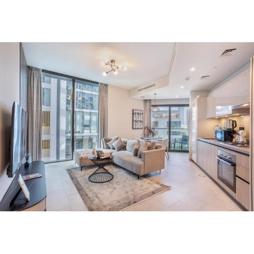 STAY BY LATINEM Luxury 2BR Holiday Home W205 near Burj Khalifa