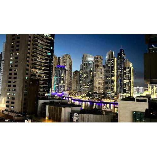 Stay in heart of Dubai Marina, walk to JBR! #3