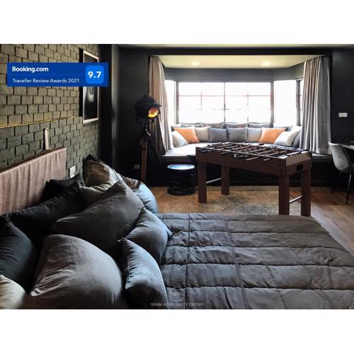 Stay in Style at Nimman R911