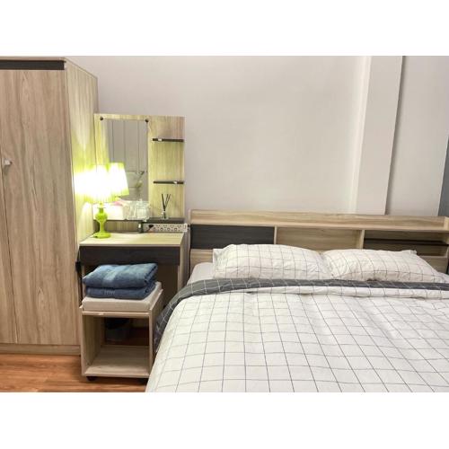 Stay like a local in Modern Townhome