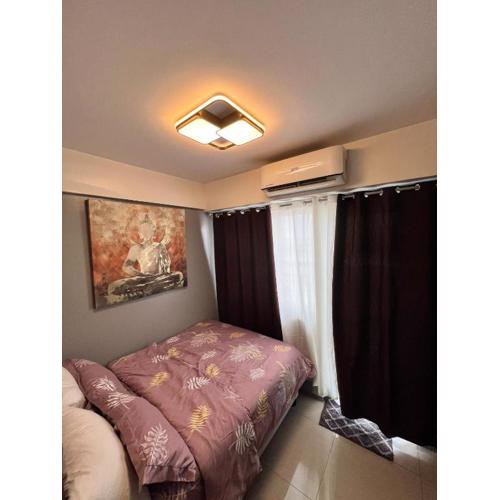 Staycation at SHORE 1005 in Mall of Asia near Airport