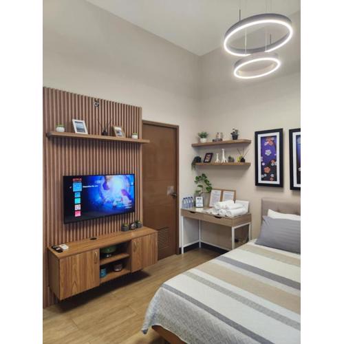 Staycation By JEM - Across NAIA T3 in Newport City