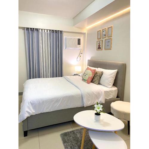 Staycation in Timog Quezon CIity near Tomas Morato and GMA 7