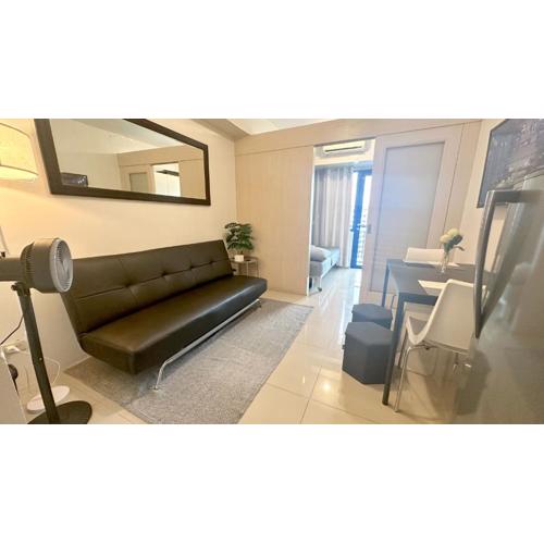 Staycation MOA by South Pad