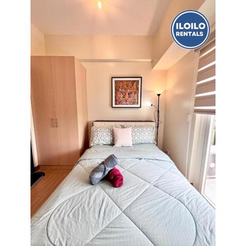 Staycation Modern Room