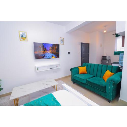 Staycation with Lynne