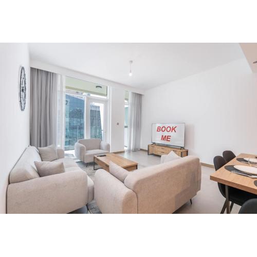 StayShort - Beautiful Business Bay Apartment for 4