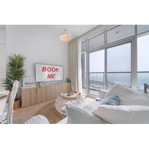 StayShort - Charming Minimalist Studio Perfect for 4 in Dubai Marina