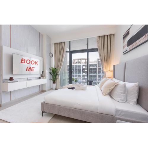 StayShort - Cozy Studio in Azizi Riviera Sleeps 3 with Pool