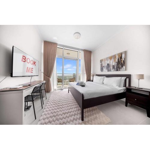 StayShort - Damac Hills Sleeps 3 close to Golf Courses