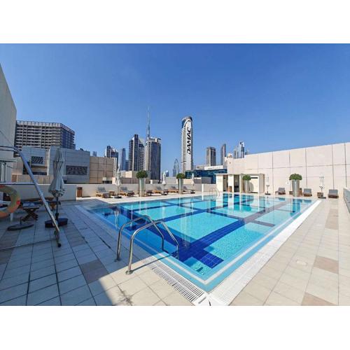 StayShort - Dazzling Studio in Business Bay with Stunning Views