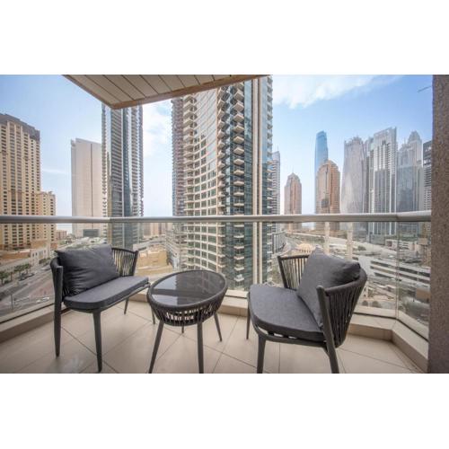 StayShort - Dubai Marina Apartment for 6 with Marina Views