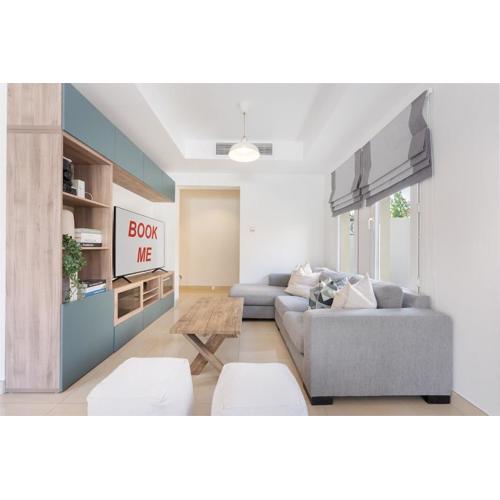 StayShort - Luxurious Spacious 3-Bedroom Villa with Private Pool at Springs 10