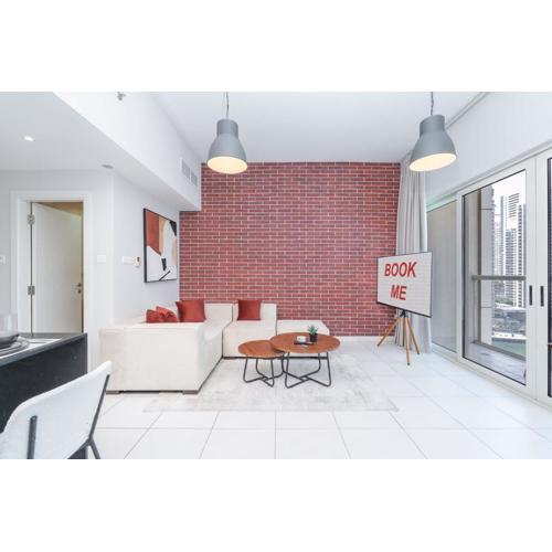 StayShort - Marina Views 1-Bedroom Sleeps 4 with balcony