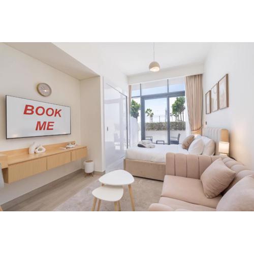 StayShort - Serene Living Space Backing onto Community Garden