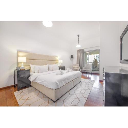 StayShort - Stylish 2BR at Belvedere with Balcony Views