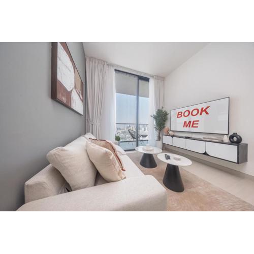 StayShort - Vibrant 1-Bedroom in JVC Sleeps 4 with balcony