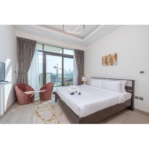 StayShort - Wonderful Studio Apartment with Balcony at Farhad Azizi