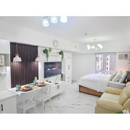 Steff's Condo 722 at Centrio Tower