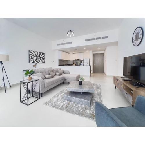 StoneTree - Spacious 3 BR in The Pulse C2