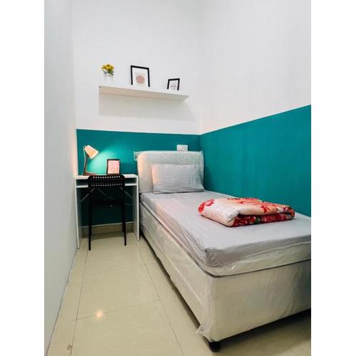 Stop Over Partition Room in Al Barsha 1 Near Mashreq Metro