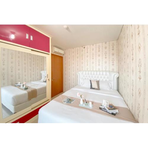 Strategic and Comfort Stay 2BR Apartment Woodland Park Residence By Travelio