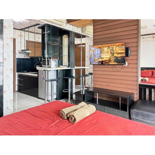 Strategic Thamrin Executive Apt with Pool & Gym by 2ndHome