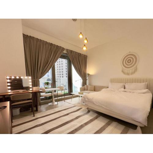 Studio Apartment in Sparkle Tower Dubai Marina