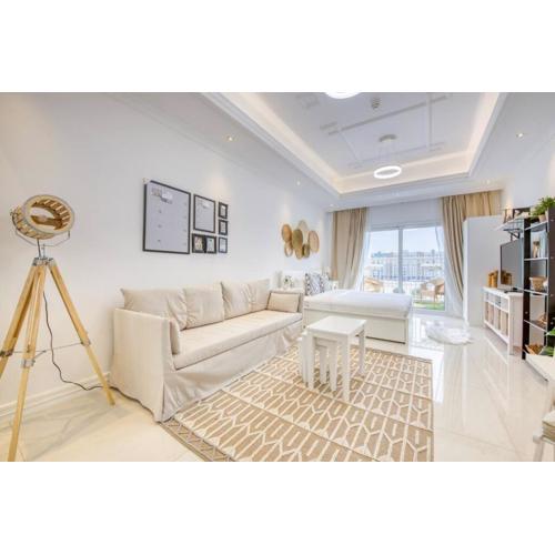 Studio Apartment in Vincitore Palacio Arjan