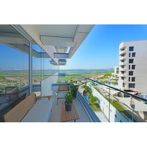 Studio Apartment with Beautiful View