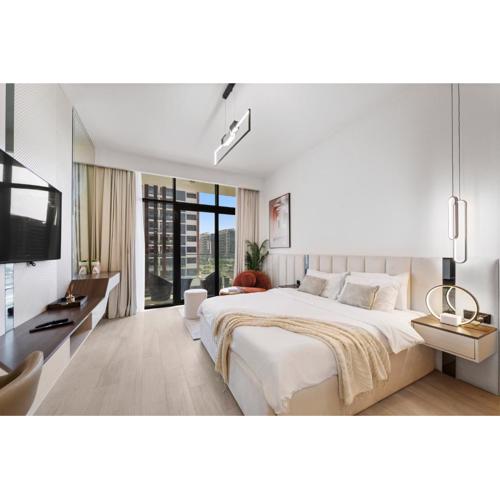 Studio Azizi Riviera 24 Community View