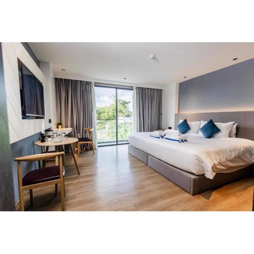 Studio La Vita by IBG Property S2507