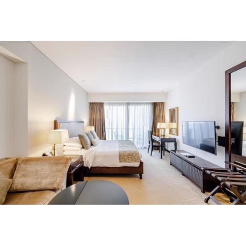 Studio Marina View with Direct Access to Marina Mall