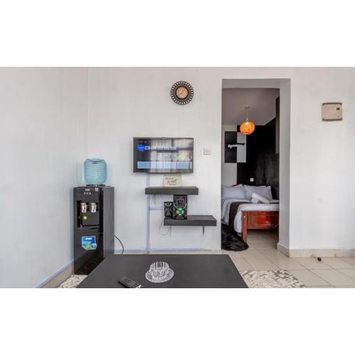 Studio Racecourse Gardens Apartments