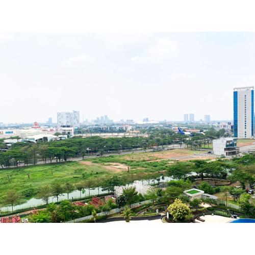 Studio Springlake Summarecon Bekasi Apartment near Shopping Mall By Travelio