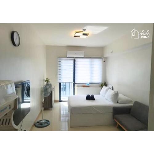 Studio Unit A12 with Balcony - Iloilo Condo Living