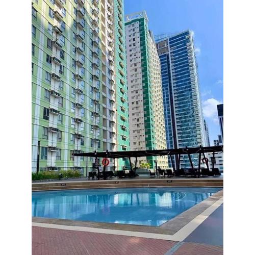 Studio Unit Avida Towers Riala by VillaHermia Condotel