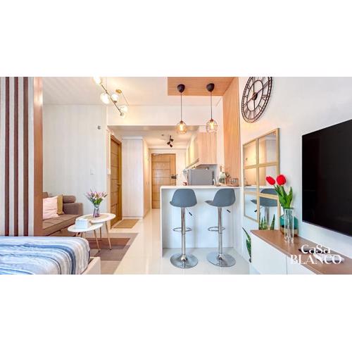 Studio Unit CaSaBlanco near Ayala Mall Cebu