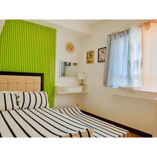 Studio unit Mesaverte Residence Near SM downtown Gaisano Mall Centrio Mall