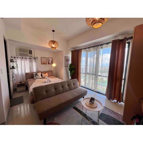 Studio Unit Viceroy Residences McKinley Hill BGC