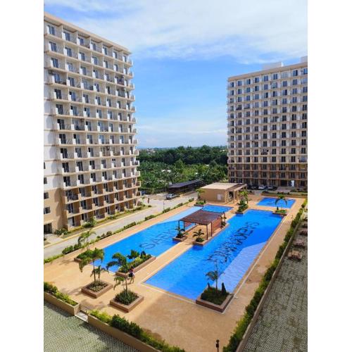 Studio w pool, mountain city view Mactan airport