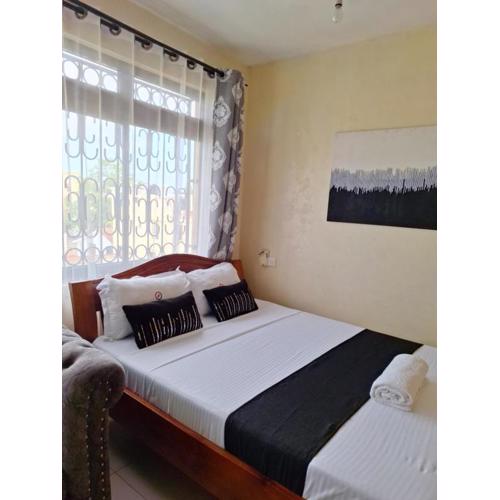 studio with a working desk in Nyali